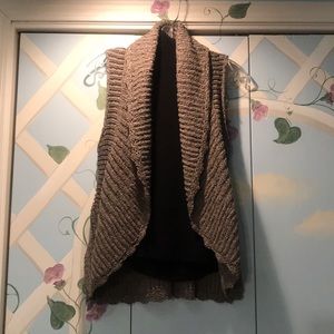 Khaki knit vest by Fenn Wright Manson